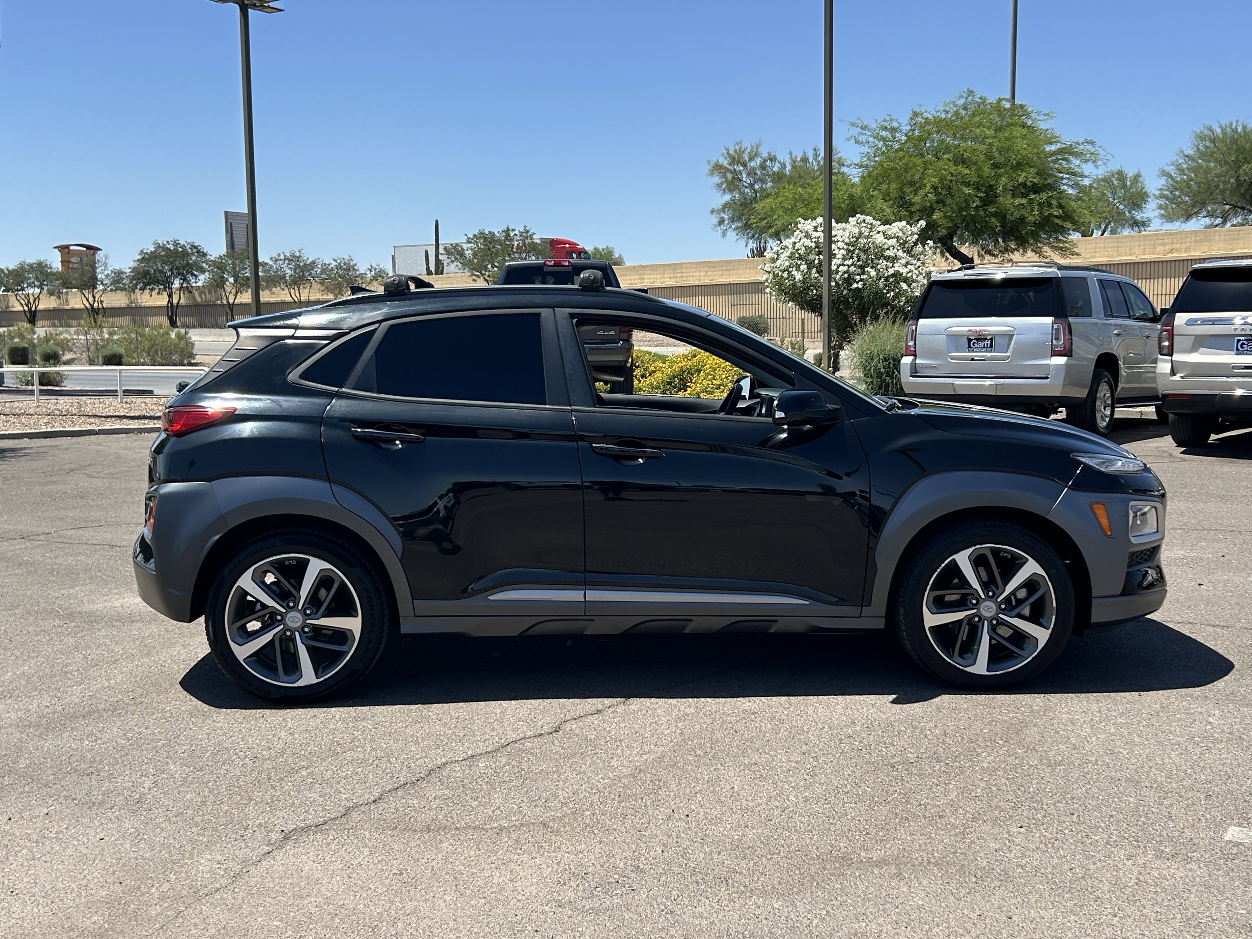 Used 2021 Ultra Black Hyundai Ultimate image 6