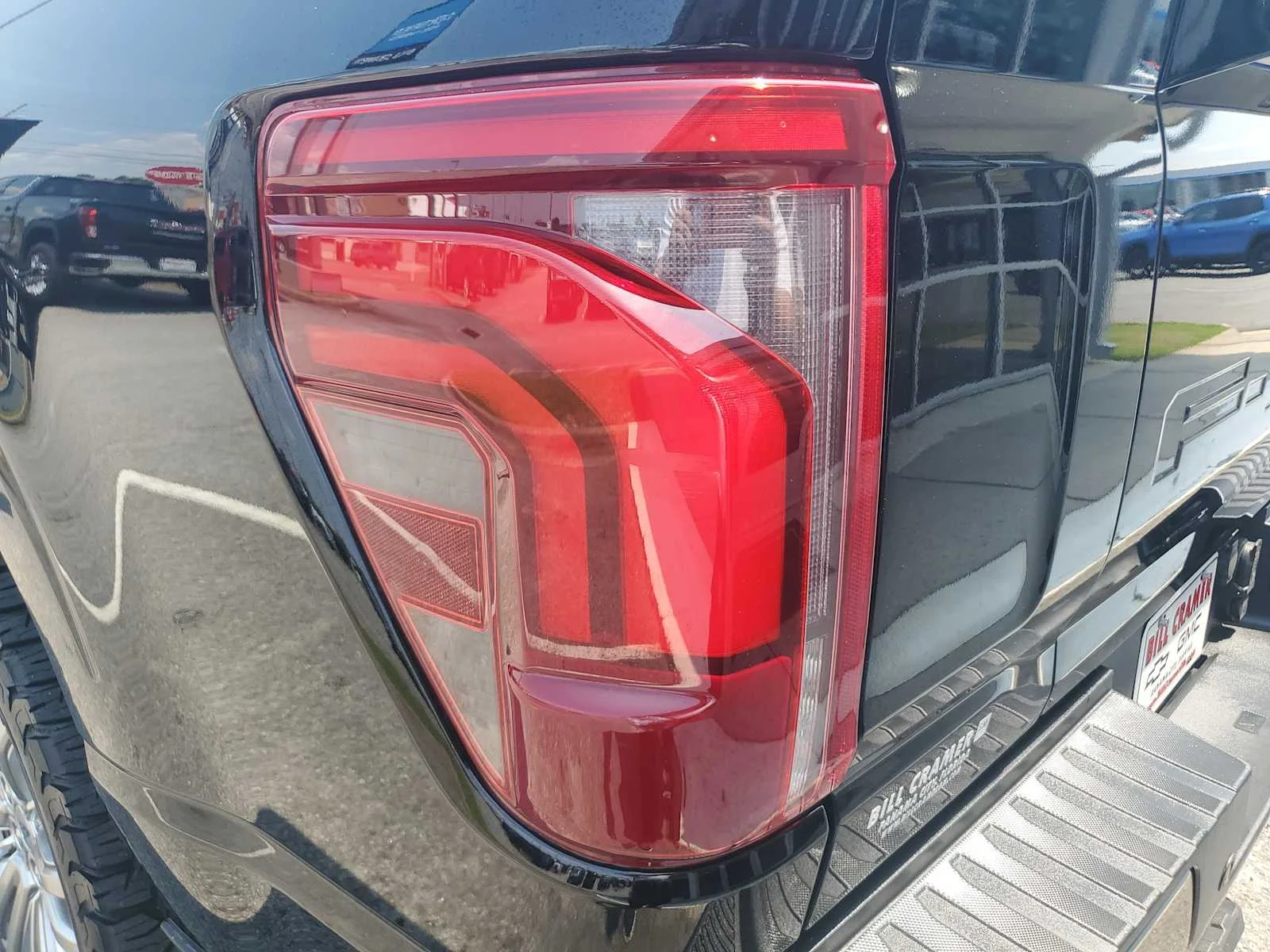 Used 2024  Ford Platinum image 14