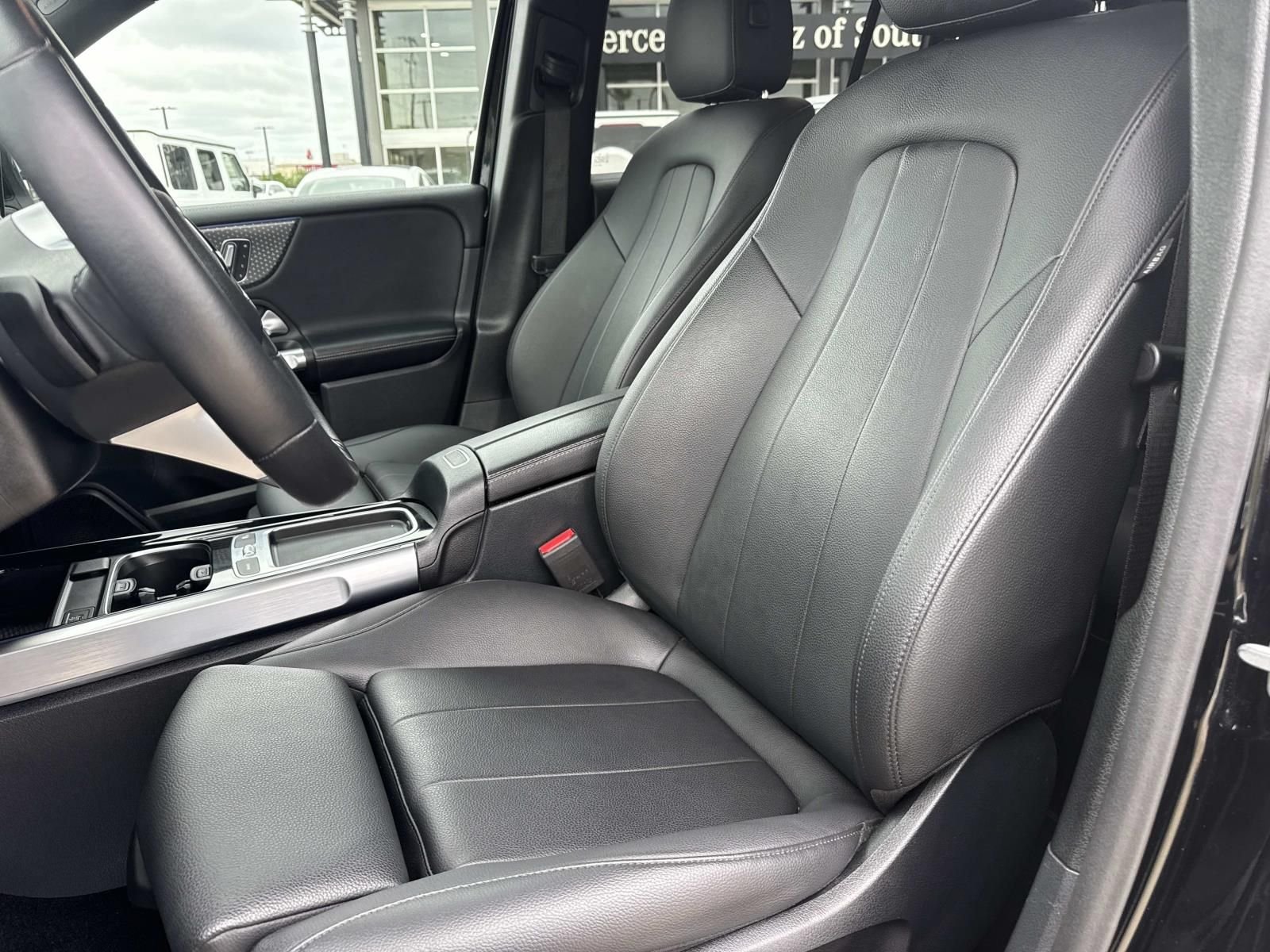 Certified Used 2025 Black Mercedes-Benz GLB 250 image 15