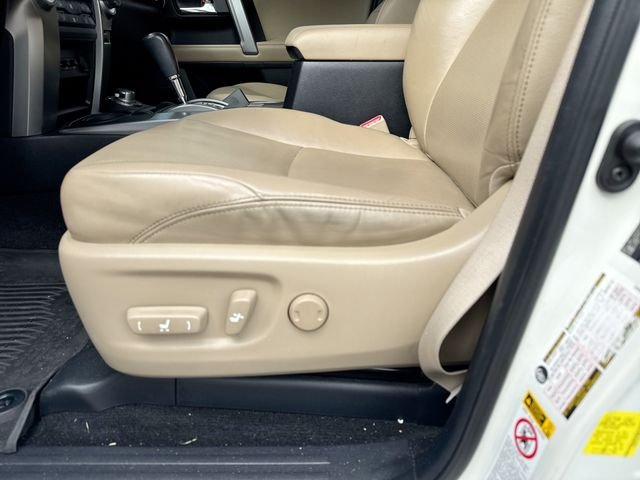 Used 2018 Blizzard Pearl Toyota Limited image 14