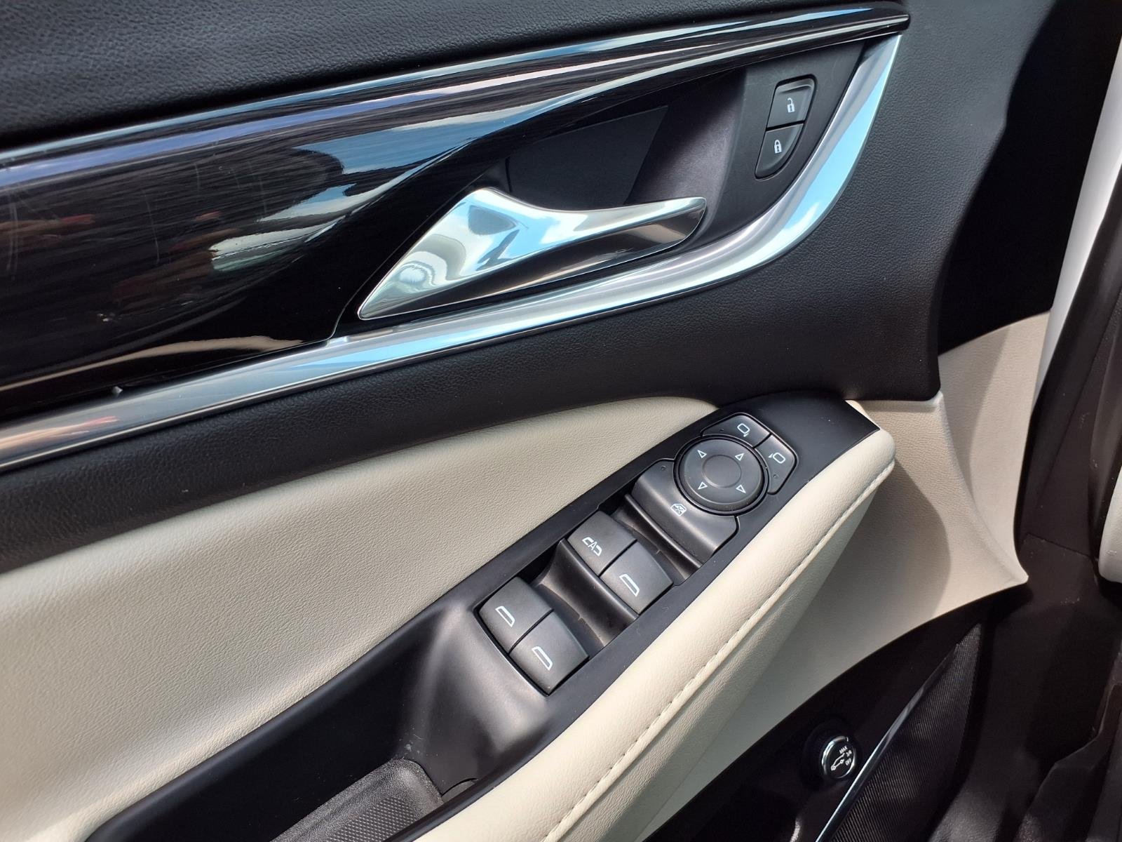 Used 2023 White Buick Essence image 14