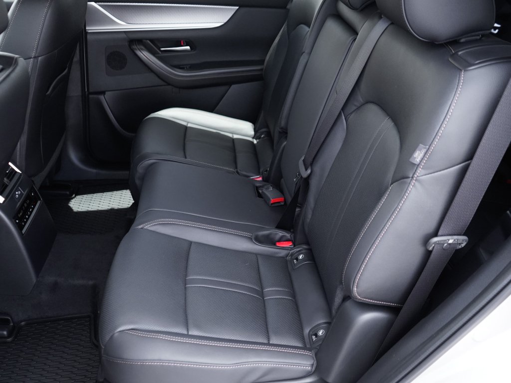 New 2026 Platinum Quartz Mazda Preferred image 27