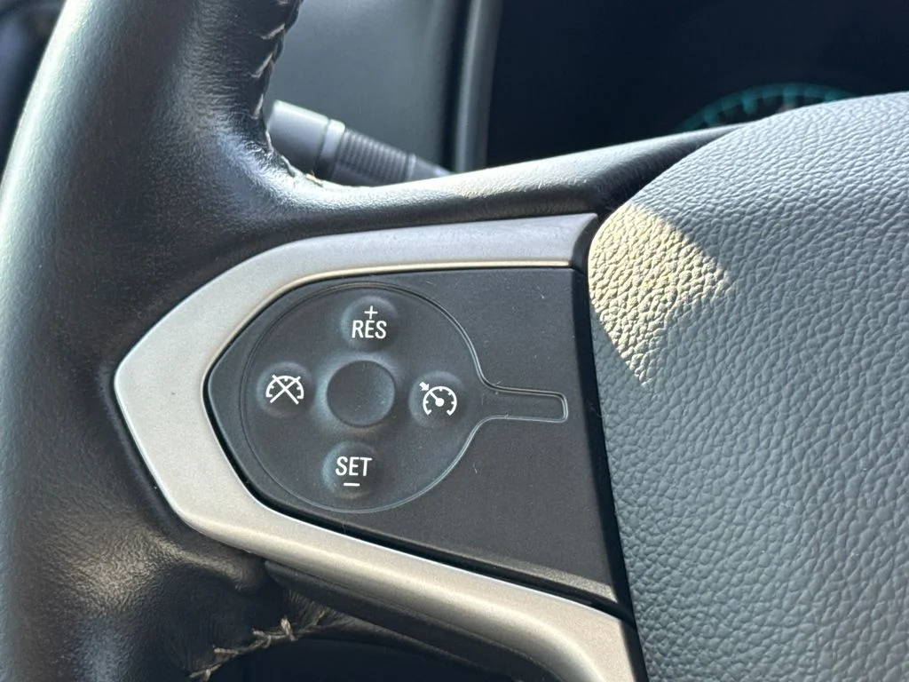 Used 2022 Blue Chevrolet LT image 29