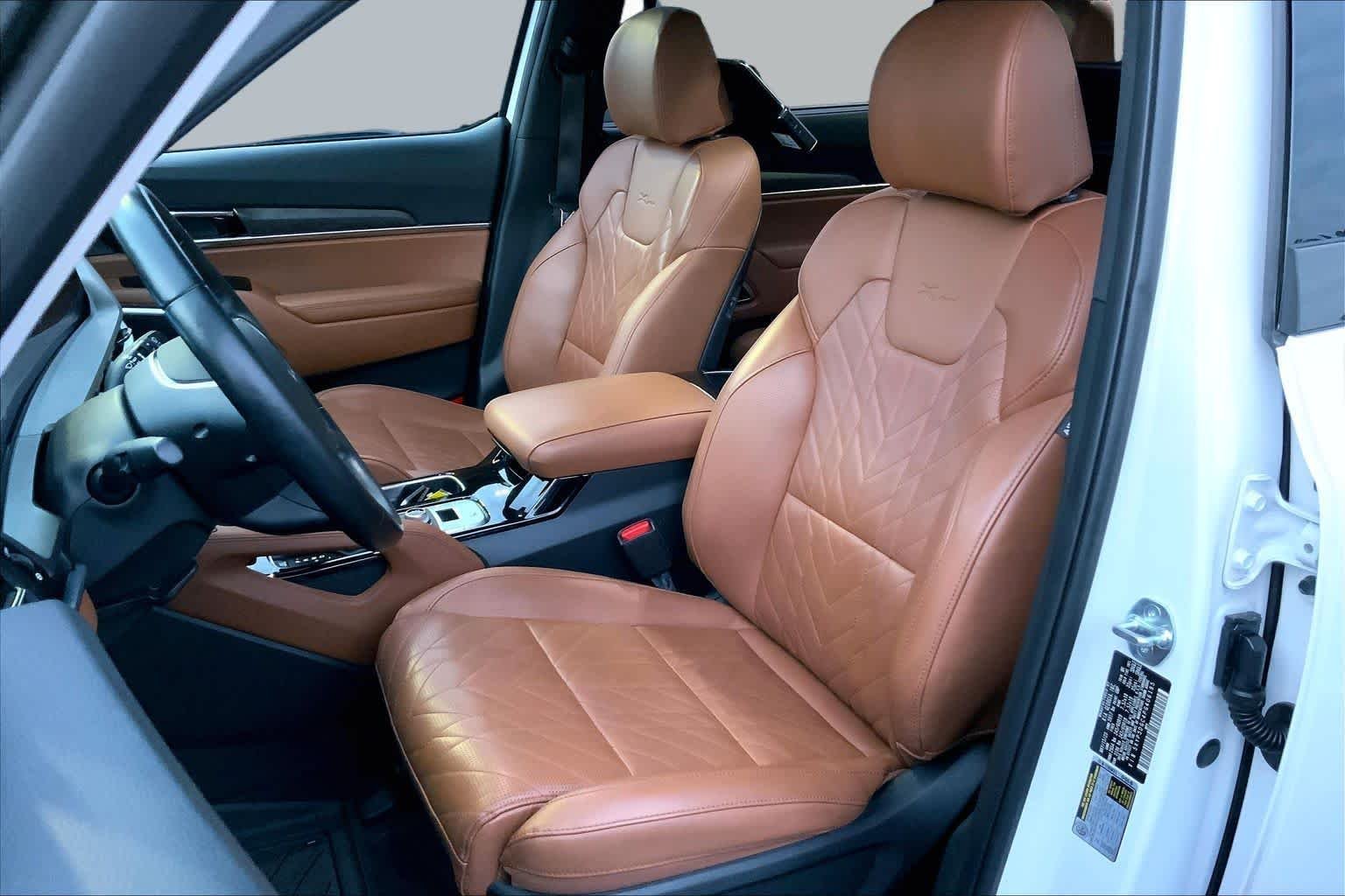 Used 2023 Glacial White Pearl Kia SX Prestige X-Pro image 8