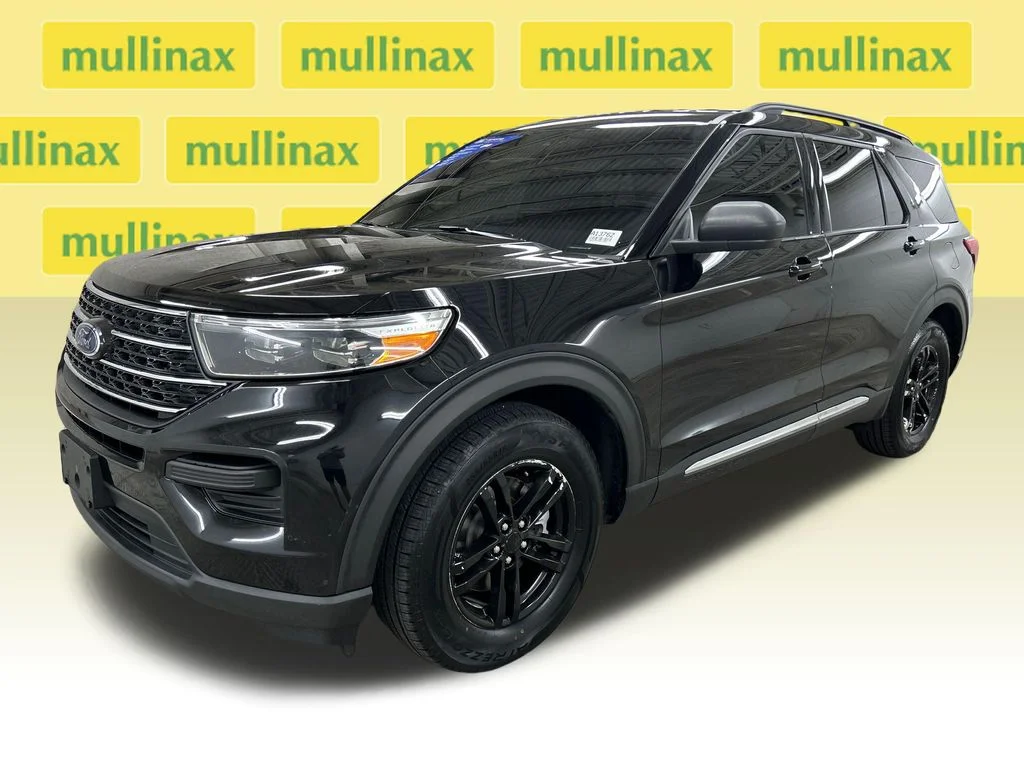 Certified Used 2023 Black Ford XLT image 14