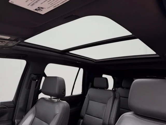 2021 Chevrolet Tahoe Z71 - Photo 19