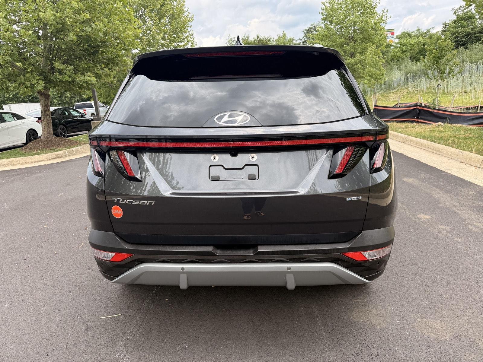 Used 2022 Portofino Gray Hyundai Limited image 4