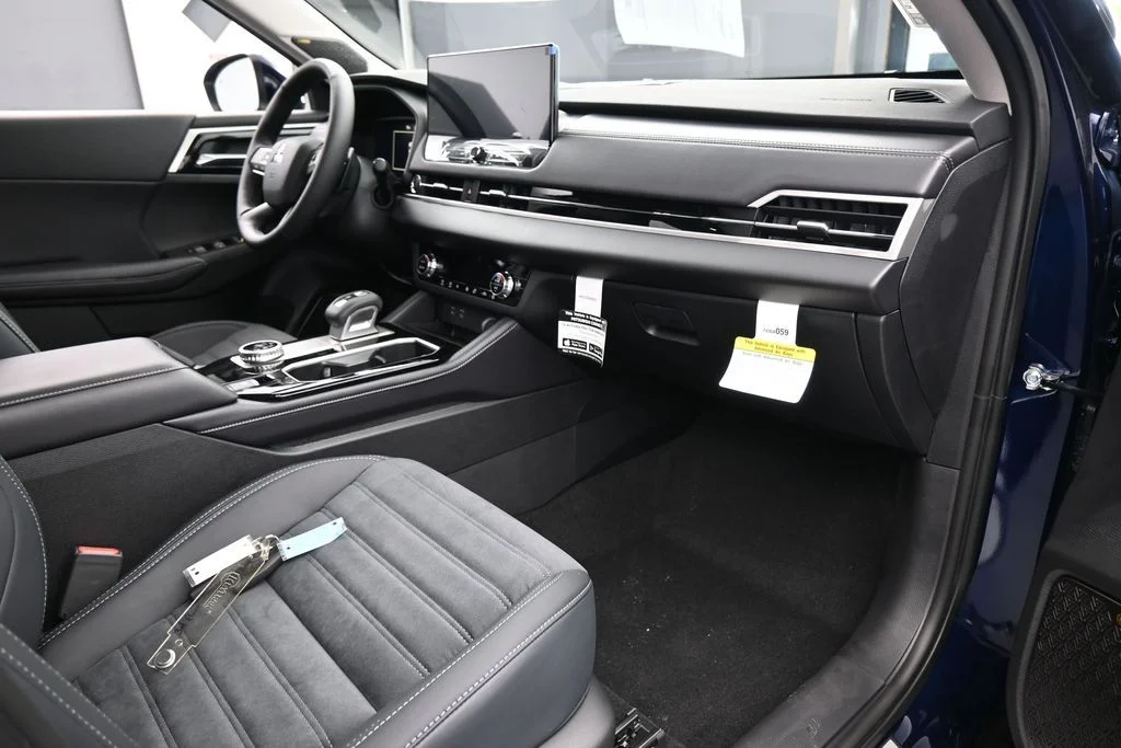 New 2026 Blue Mitsubishi SE 1.5T 2WD image 50