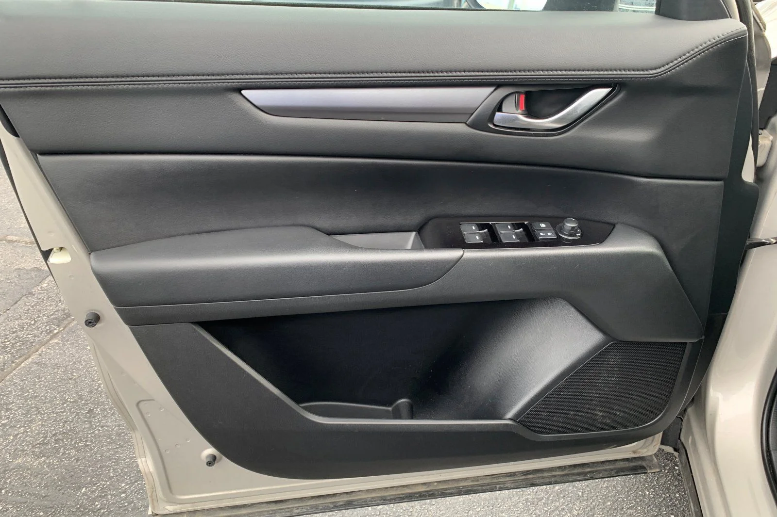 Used 2025 Silver Mazda 2.5 S Preferred Package image 13