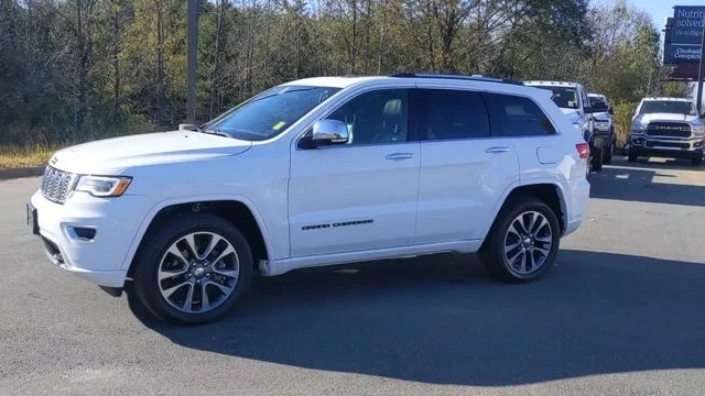 Used 2017 White Jeep Overland image 4