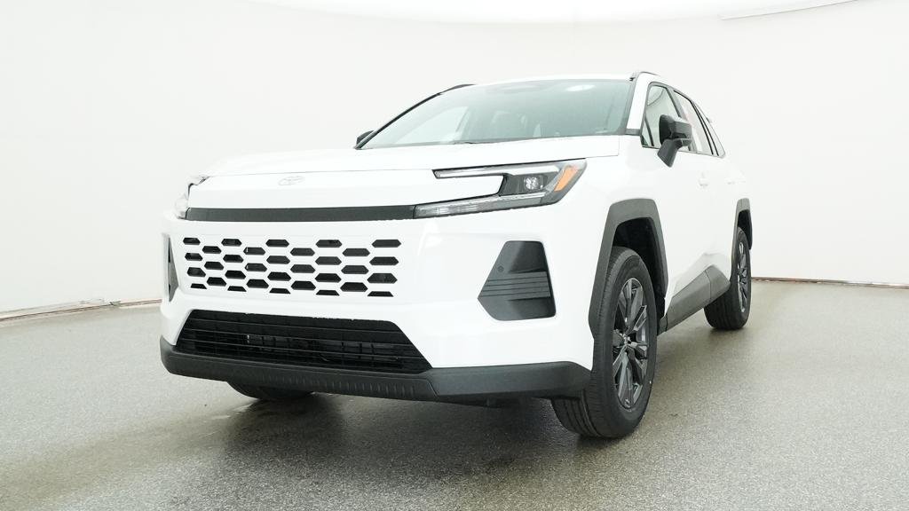 New 2026 Ice Cap Toyota XLE Premium image 19