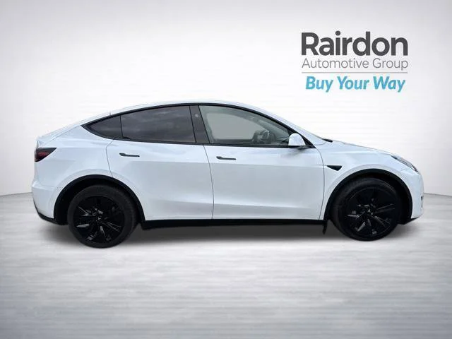 Used 2024 Pearl White Multi-Coat Tesla Long Range image 8