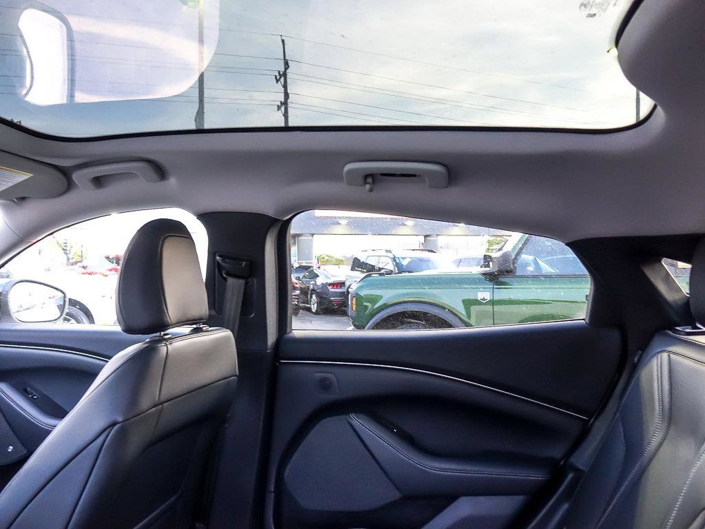 Used 2023 White Metallic Ford Premium image 16