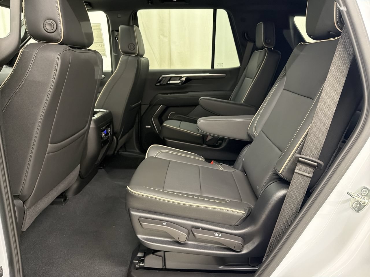 2026 Chevrolet Tahoe Premier - Photo 19
