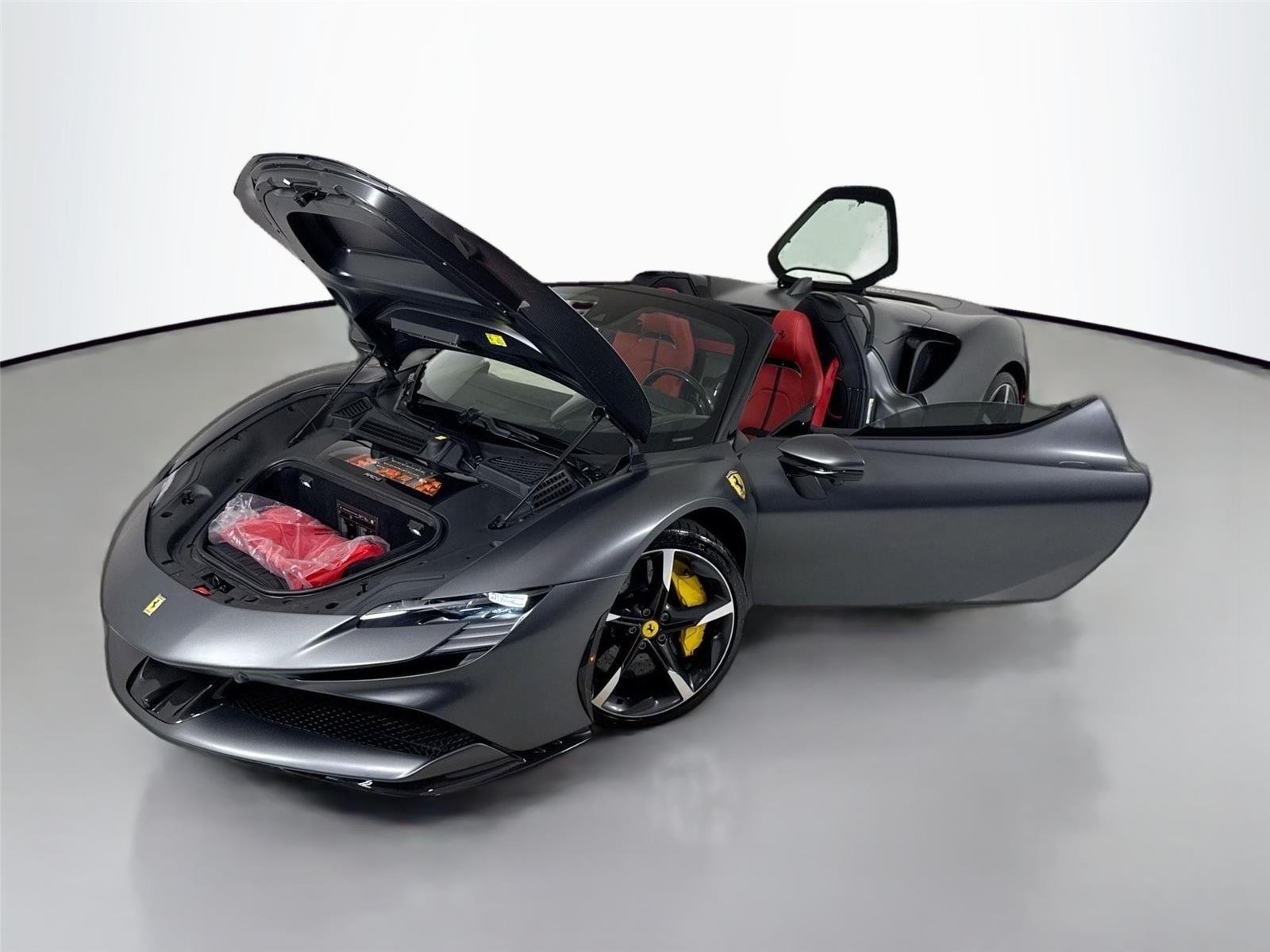 2022 Ferrari SF90 Base - Photo 44