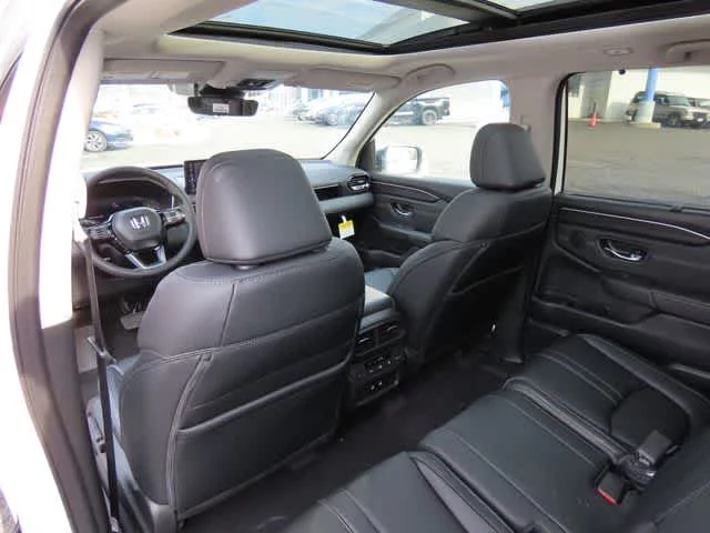 New 2026 Platinum White Pearl Honda Touring S image 17