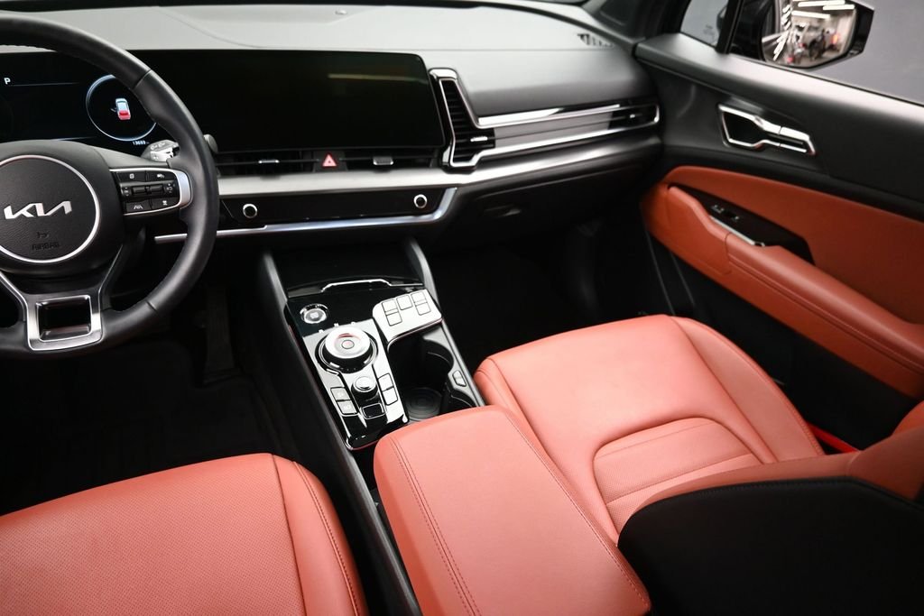 Used 2025 Black Kia SX-Prestige image 15