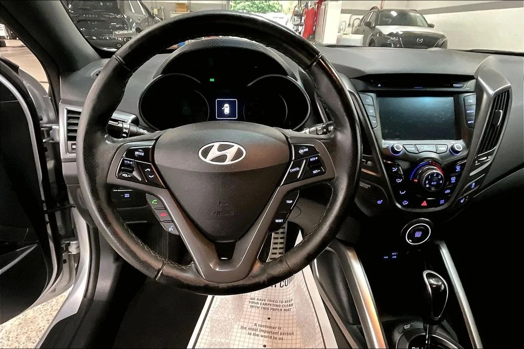 Used 2016 Silver Hyundai Turbo image 4