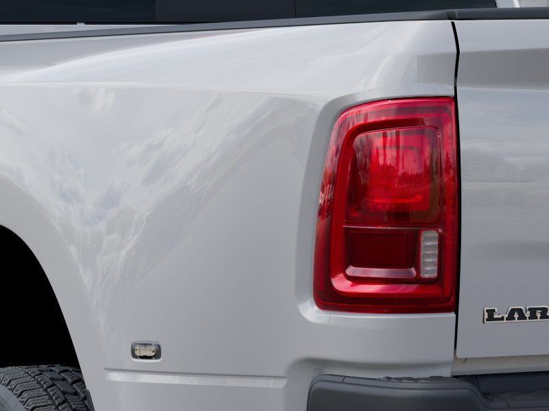 New 2026 Bright White Clear-Coat Exterior Paint RAM Laramie image 5
