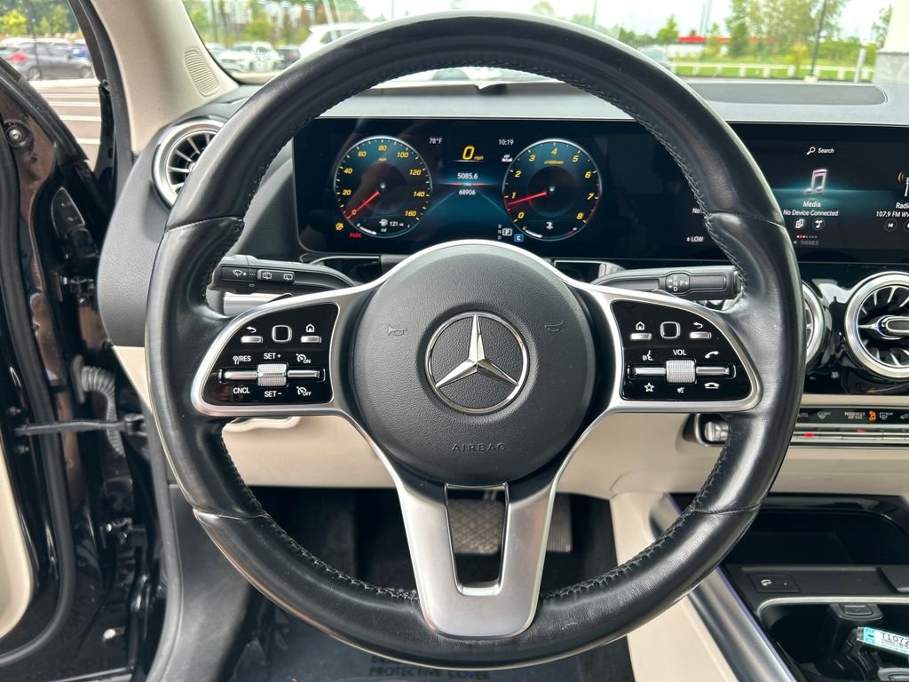 Used 2023 Black Mercedes-Benz GLA 250 image 18