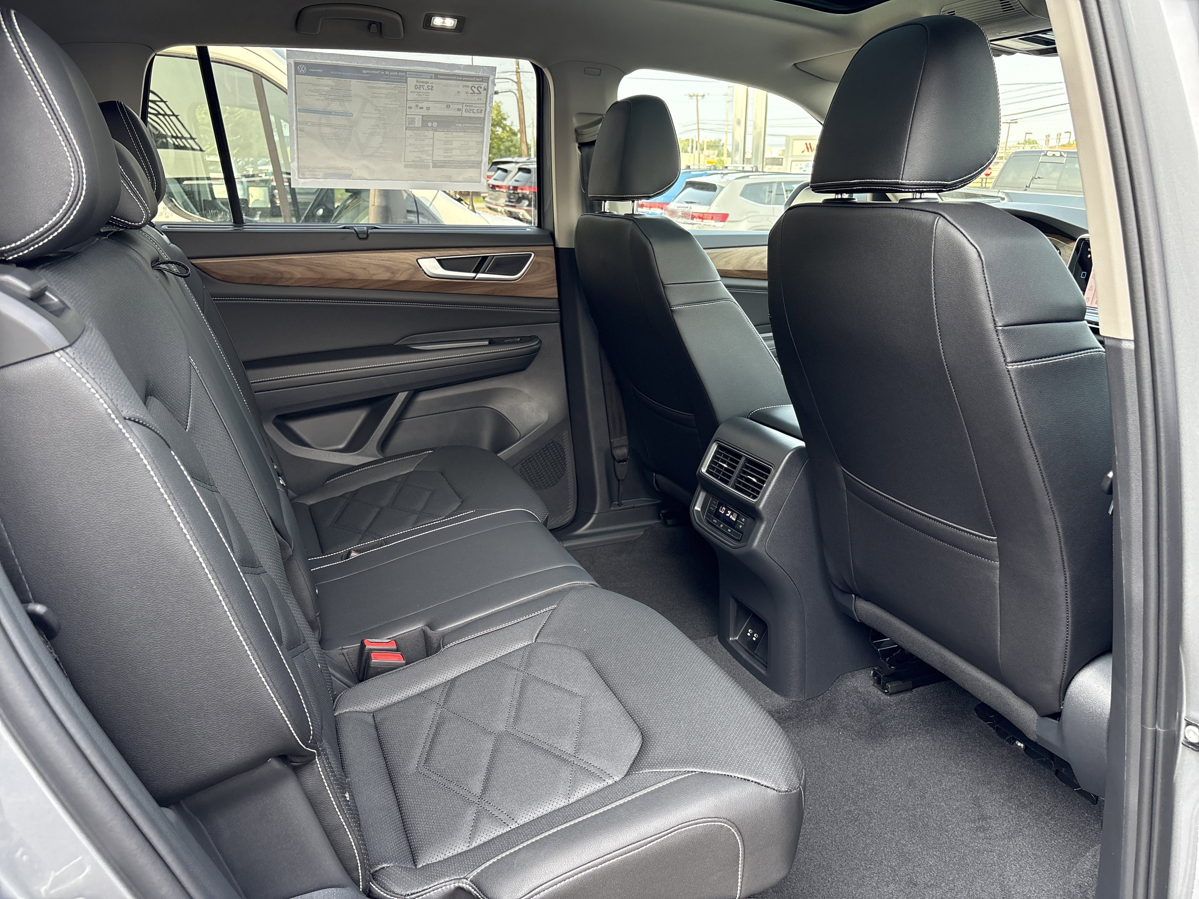 2026 Volkswagen Atlas SE w/Tech - Photo 25