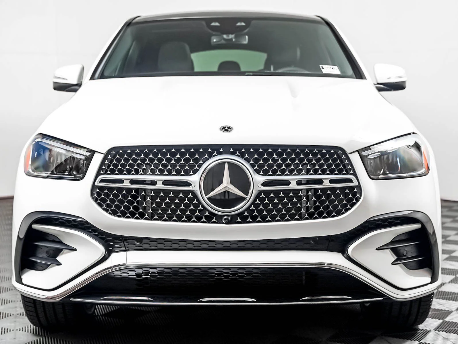 New 2026 Polar White Mercedes-Benz AMG® 4MATIC image 9