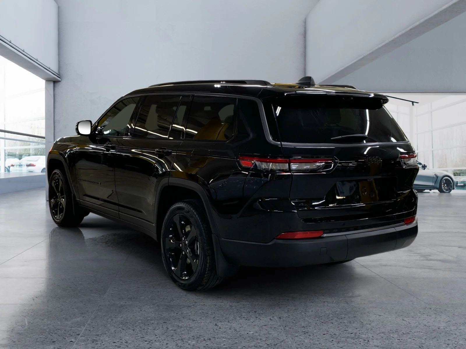 New 2026 Diamond Black Crystal Pearl Jeep Limited image 3