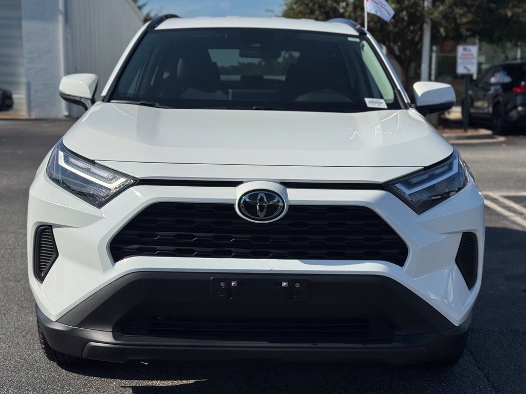 Used 2024 White Toyota XLE image 4