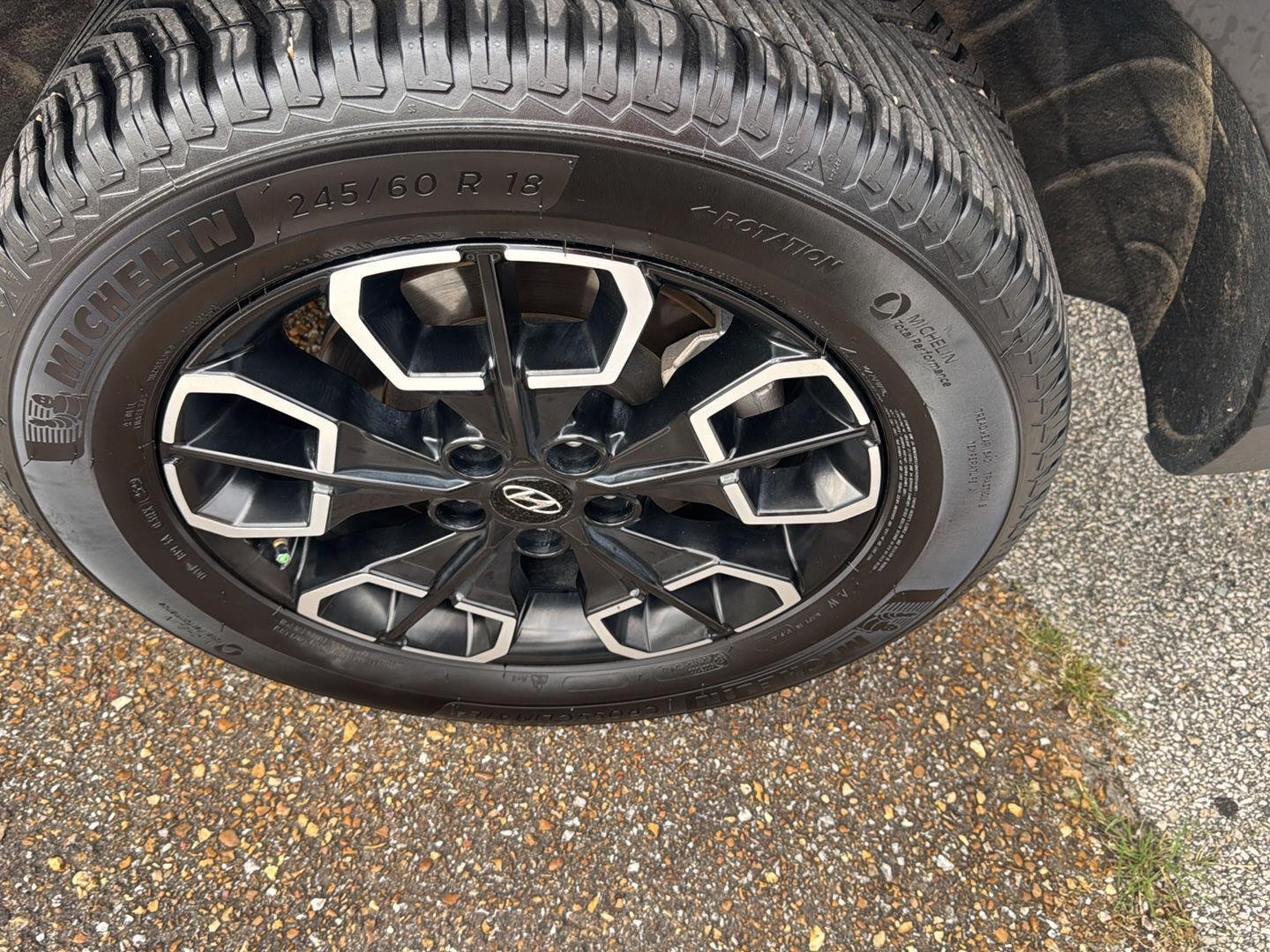 Certified Used 2024 Blue Stone Hyundai SEL image 7