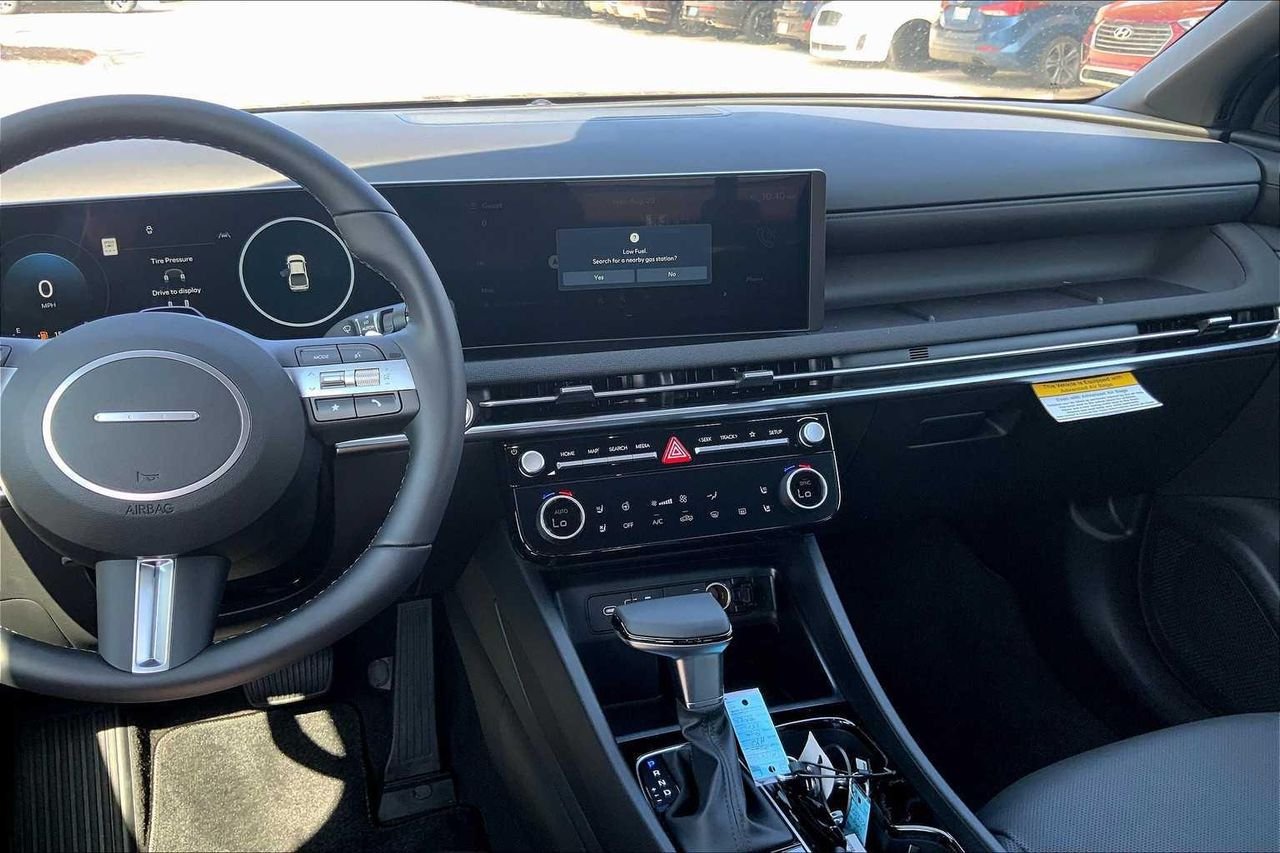 2026 Hyundai Santa Cruz Limited - Photo 6