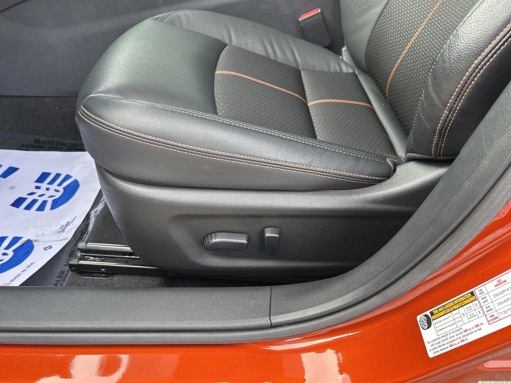 Used 2021 Orange Nissan 2.5 SR image 18