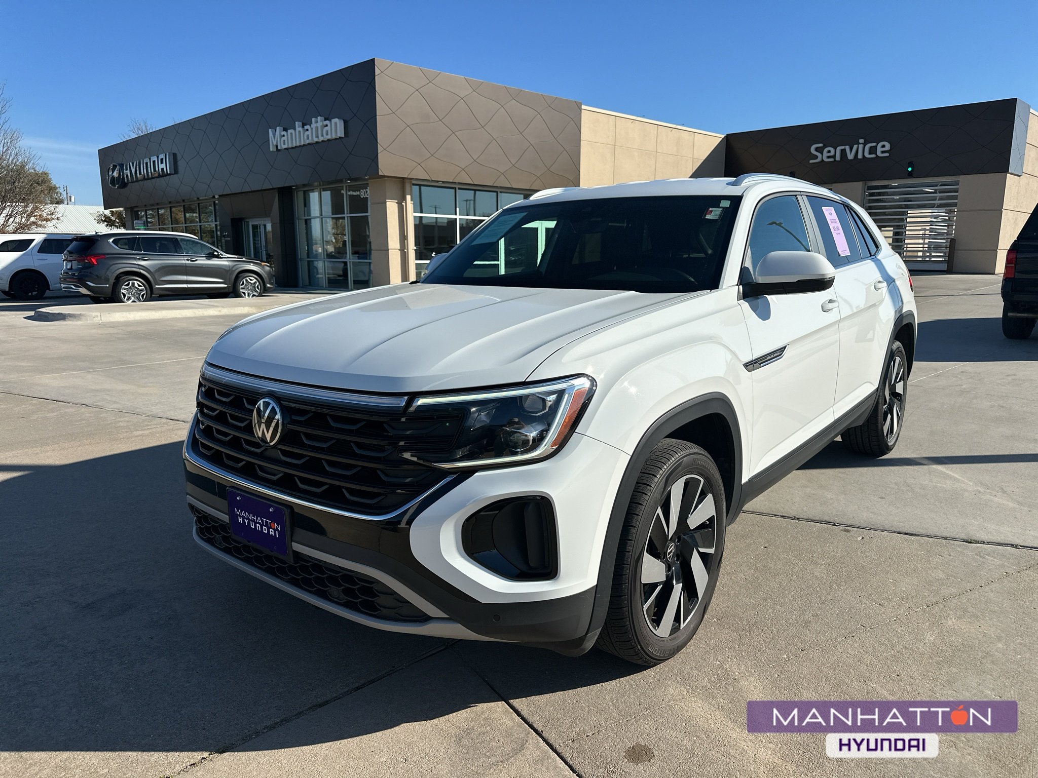 2024 Volkswagen Atlas Cross Sport SE w/Tech