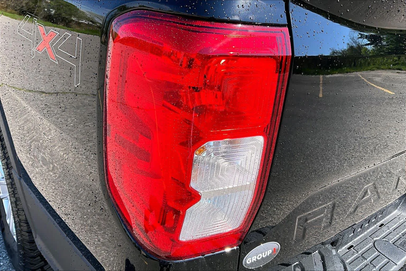 Used 2025 Shadow Black Ford XL image 28