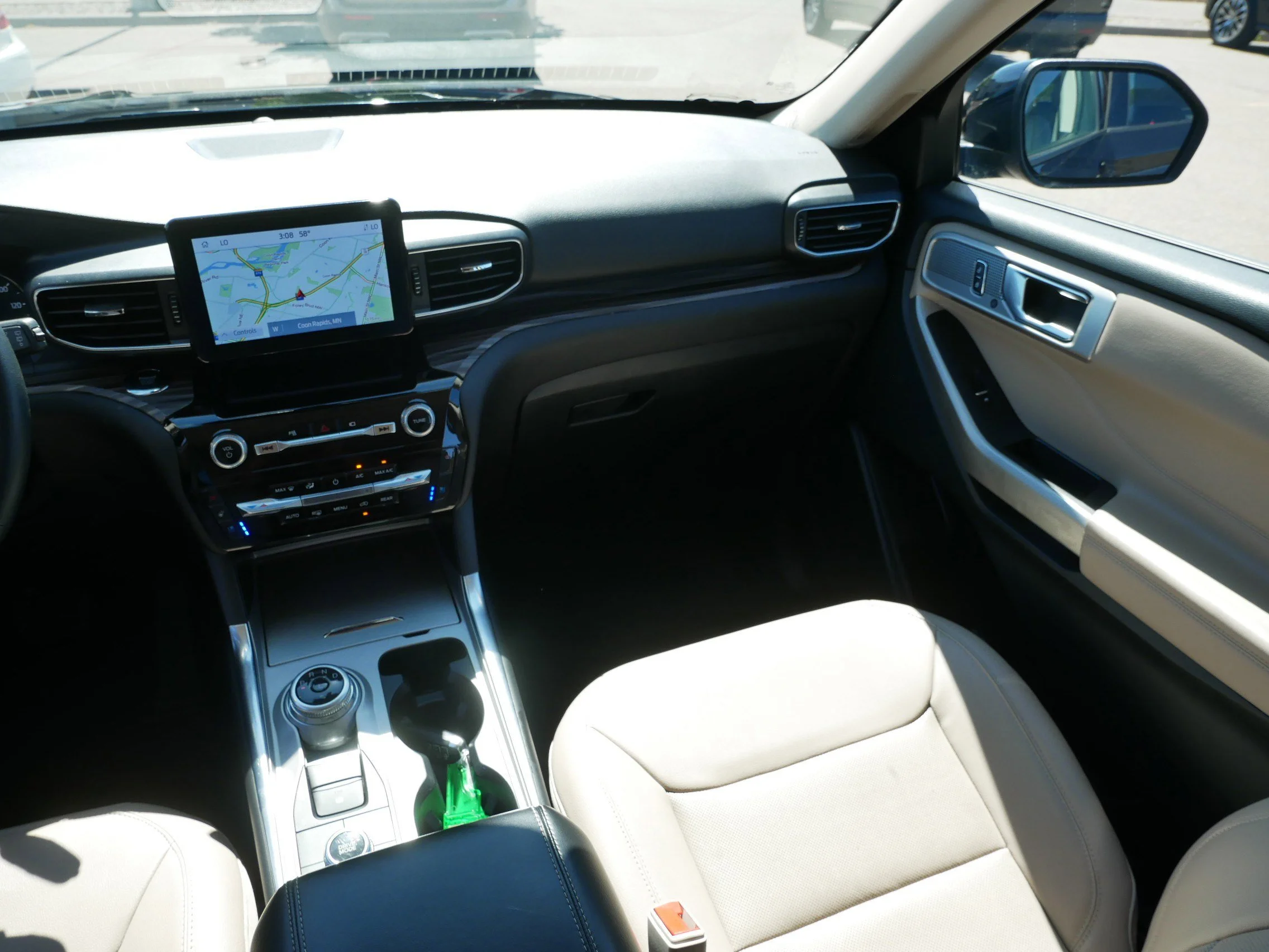 2023 Ford Explorer Limited - Photo 11
