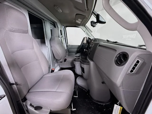 New 2026 Oxford White Ford E-350 SRW image 50
