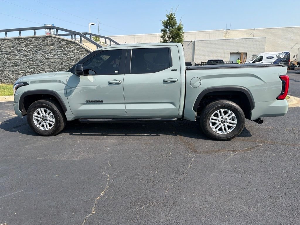Used 2026  Toyota SR5 image 4