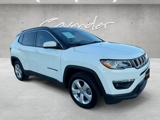 Used 2018 Jeep Compass Latitude with VIN 3C4NJCBB1JT257028 for sale in Boerne, TX