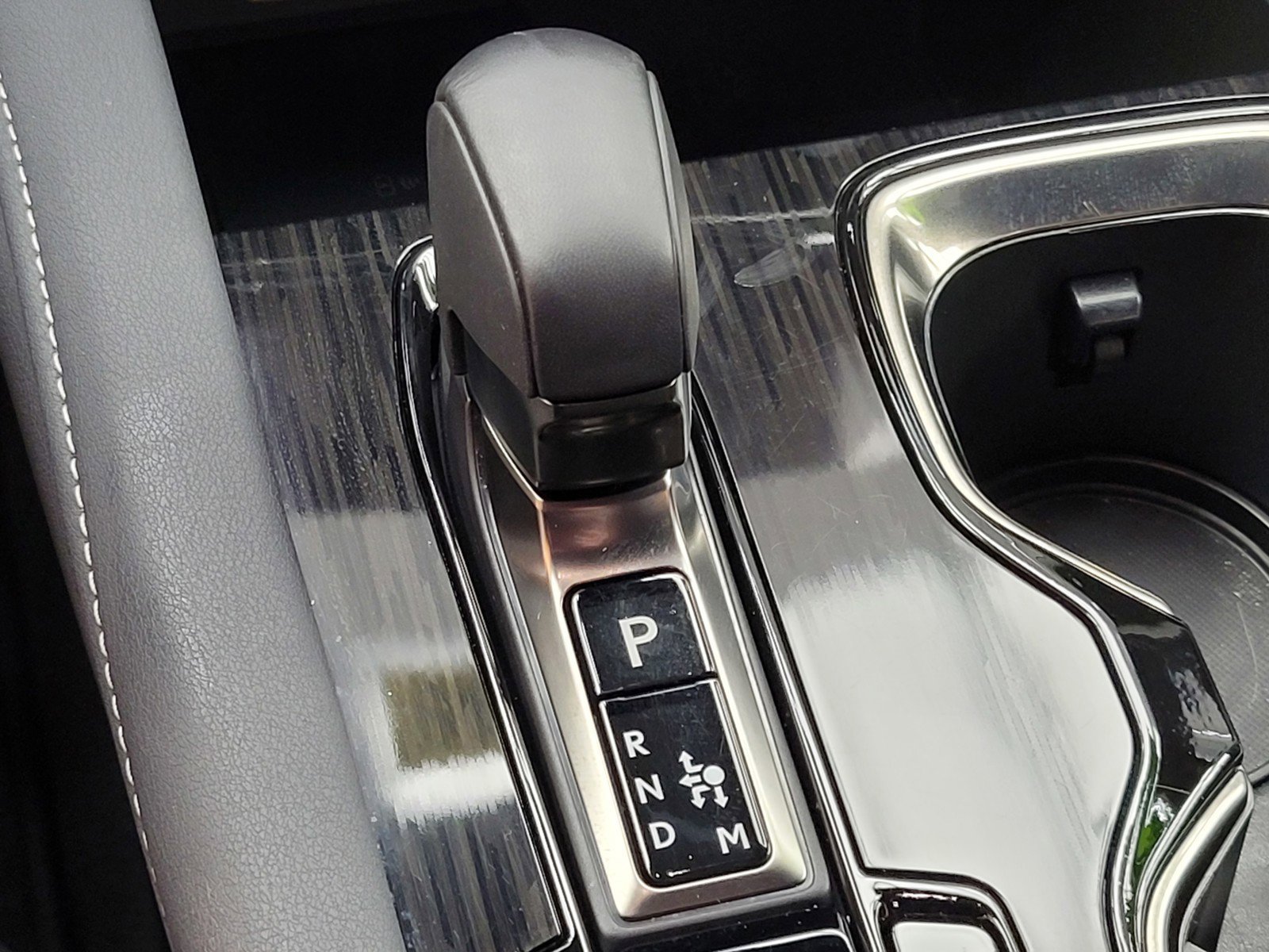 Used 2024 EMINENT WHITE PEARL Lexus  image 24