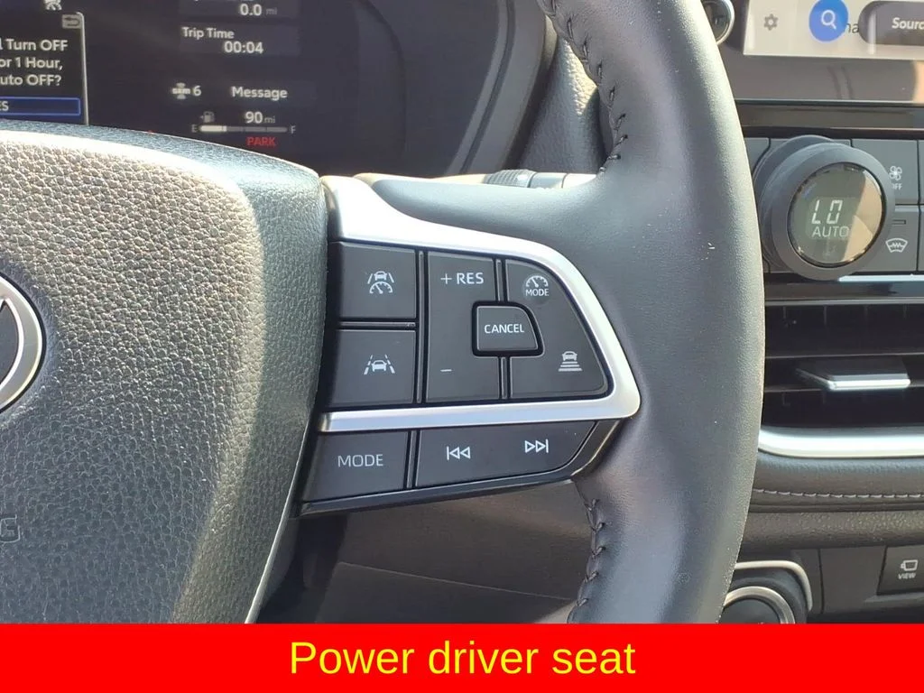 Used 2025  Toyota Limited image 16