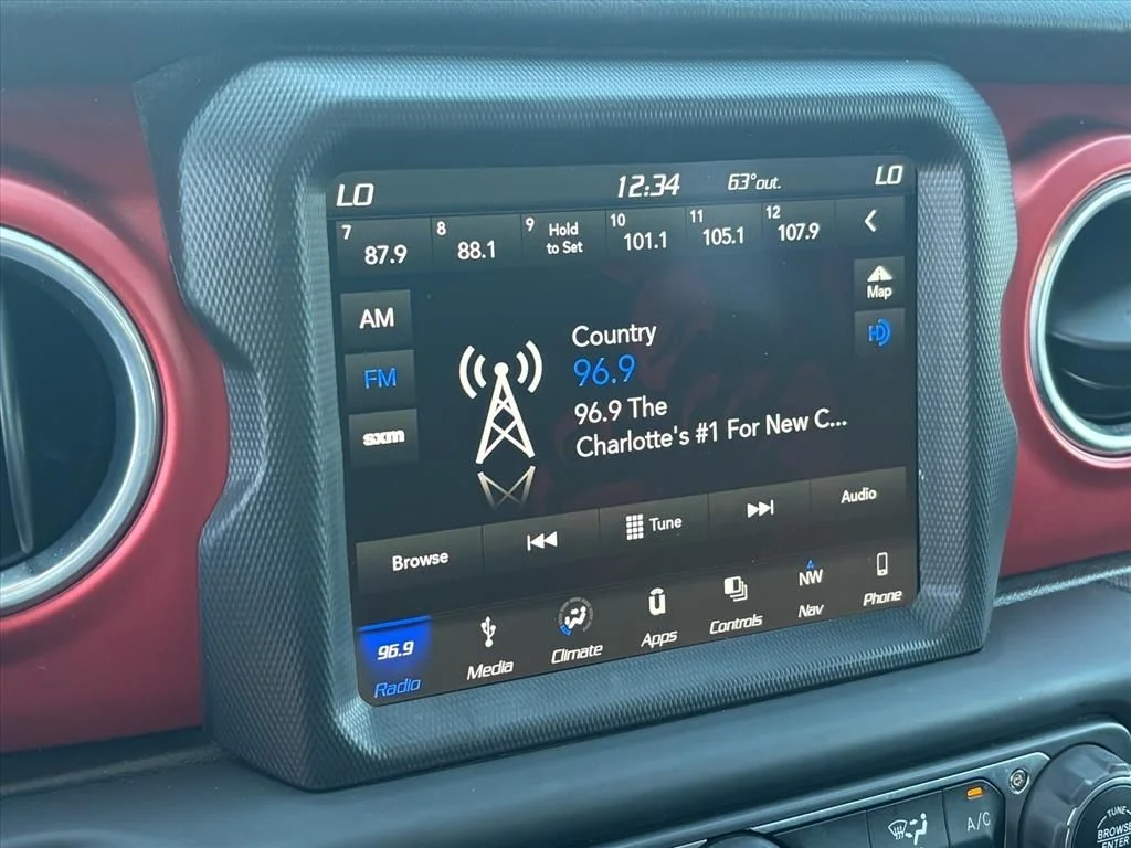 Used 2018 Black Jeep Rubicon image 4