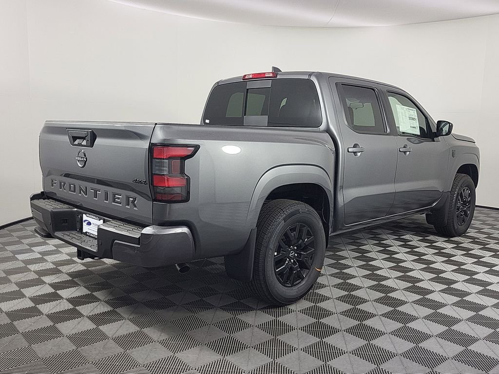 New 2026 Gun Metallic Nissan Crew Cab SV image 5