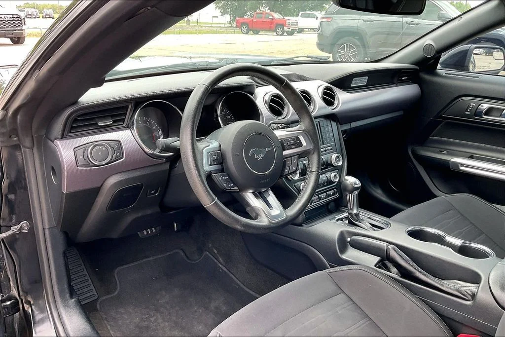Used 2016 Black Ford GT image 12