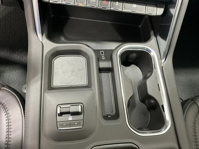 2026 GMC Sierra 3500HD Denali - Photo 30