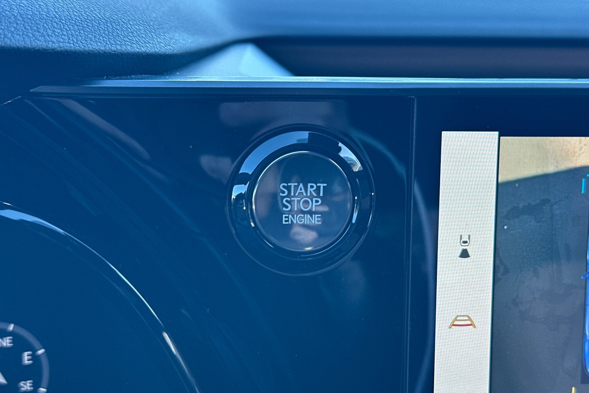 2025 Lexus RX 350 - Photo 25