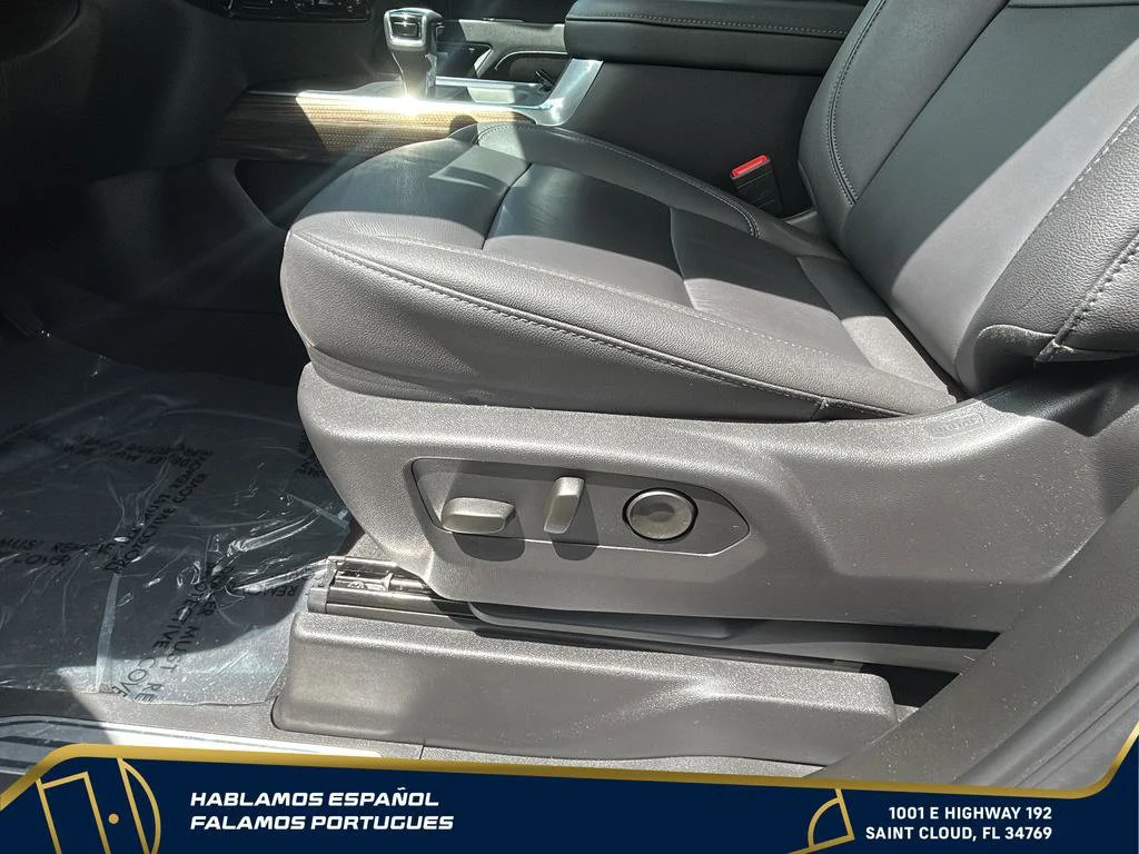Used 2026 Summit White Chevrolet RST image 30