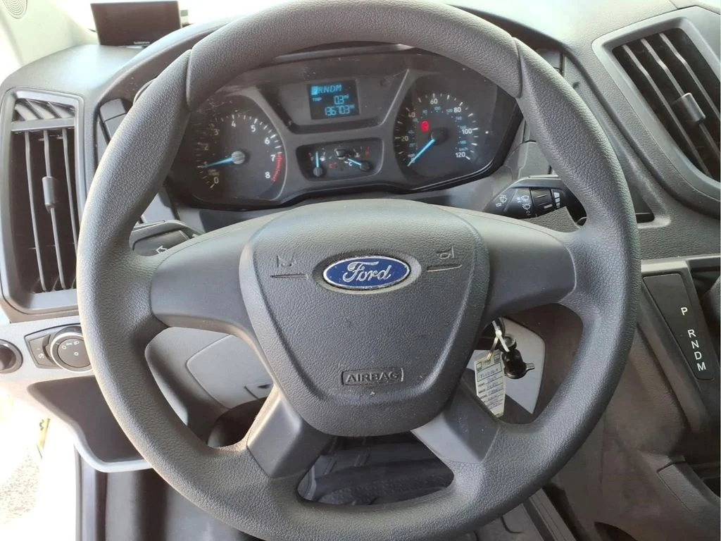 Used 2015 White Ford XL image 18