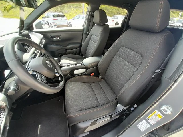Used 2024  Honda Sport image 35