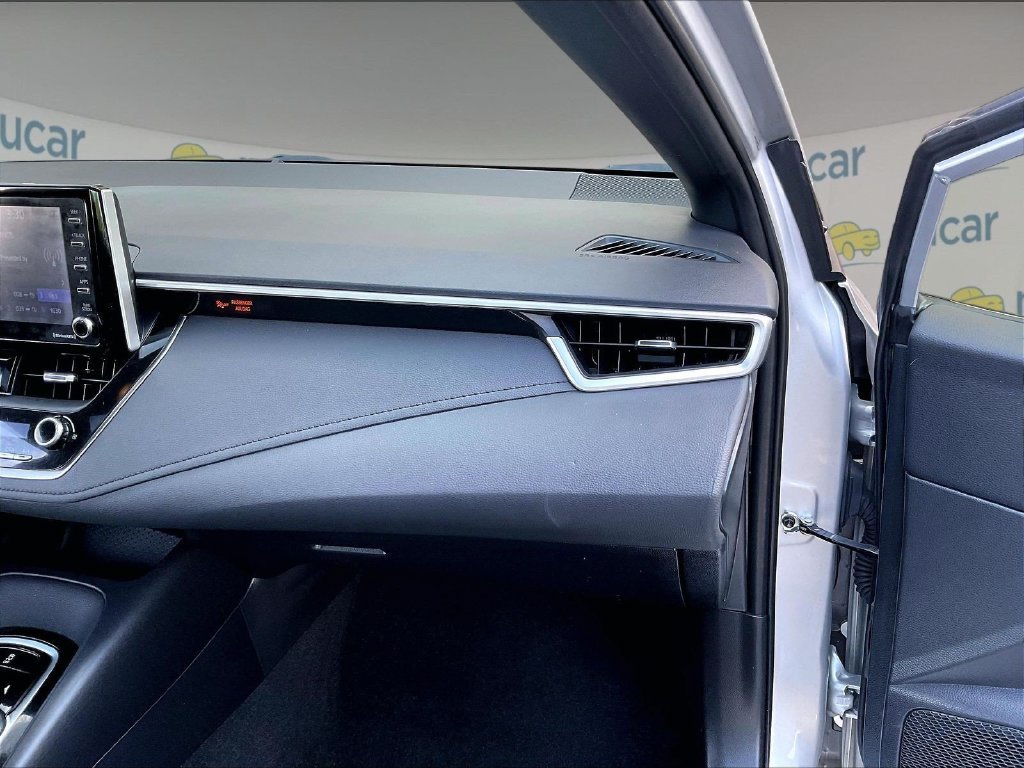 Used 2021 Silver Toyota SE image 13
