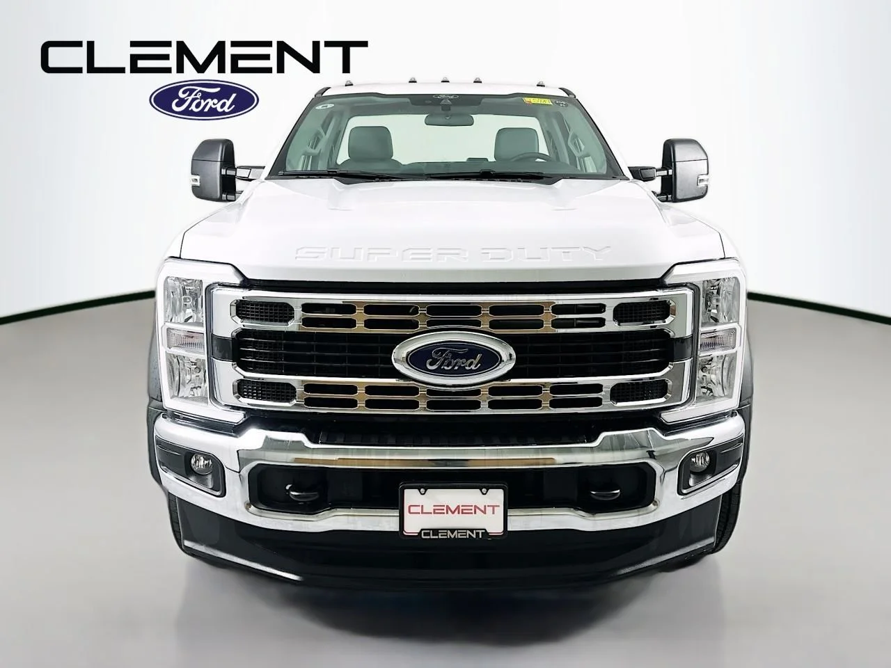 New 2026 Oxford White Ford F-550® XL image 2