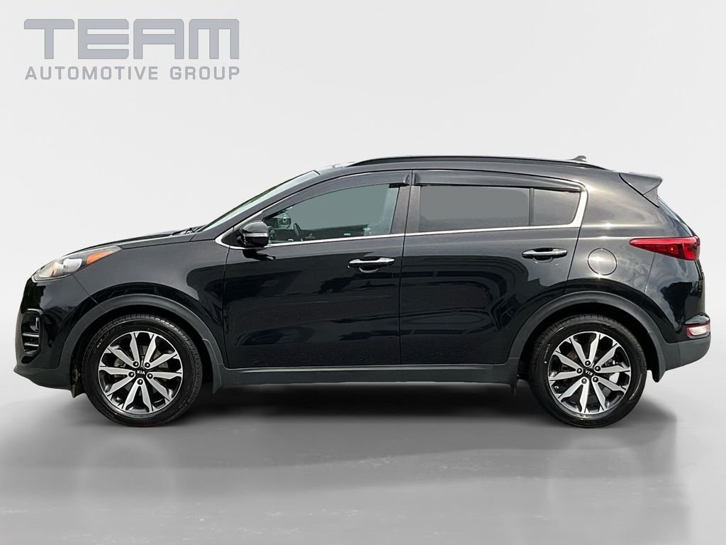 Used 2018 Red Kia EX image 4